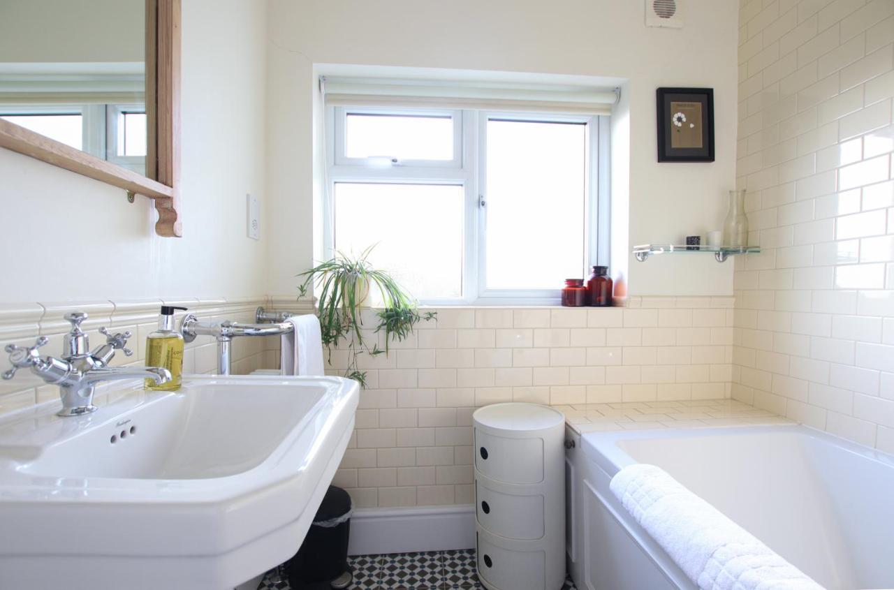 Tranquil 2 Bedroom Home In Totterdown Bristol Esterno foto